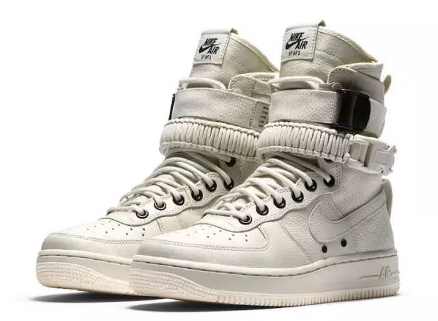 Special Field Air Force 1 [X. 1] - Cliquez sur l'image pour la fermer